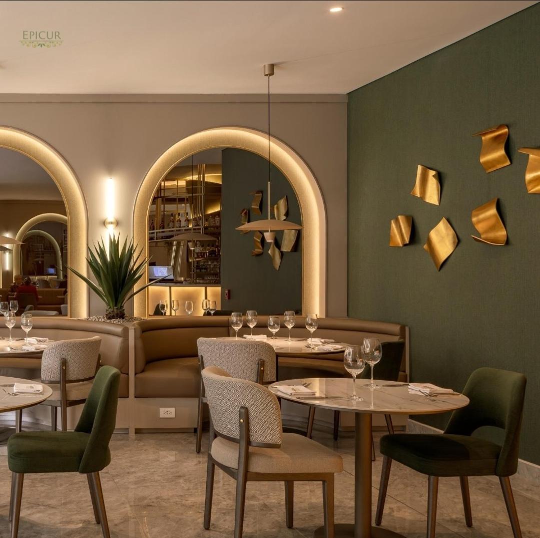 Le Parc Residences With Hotel Services Quito Exterior photo