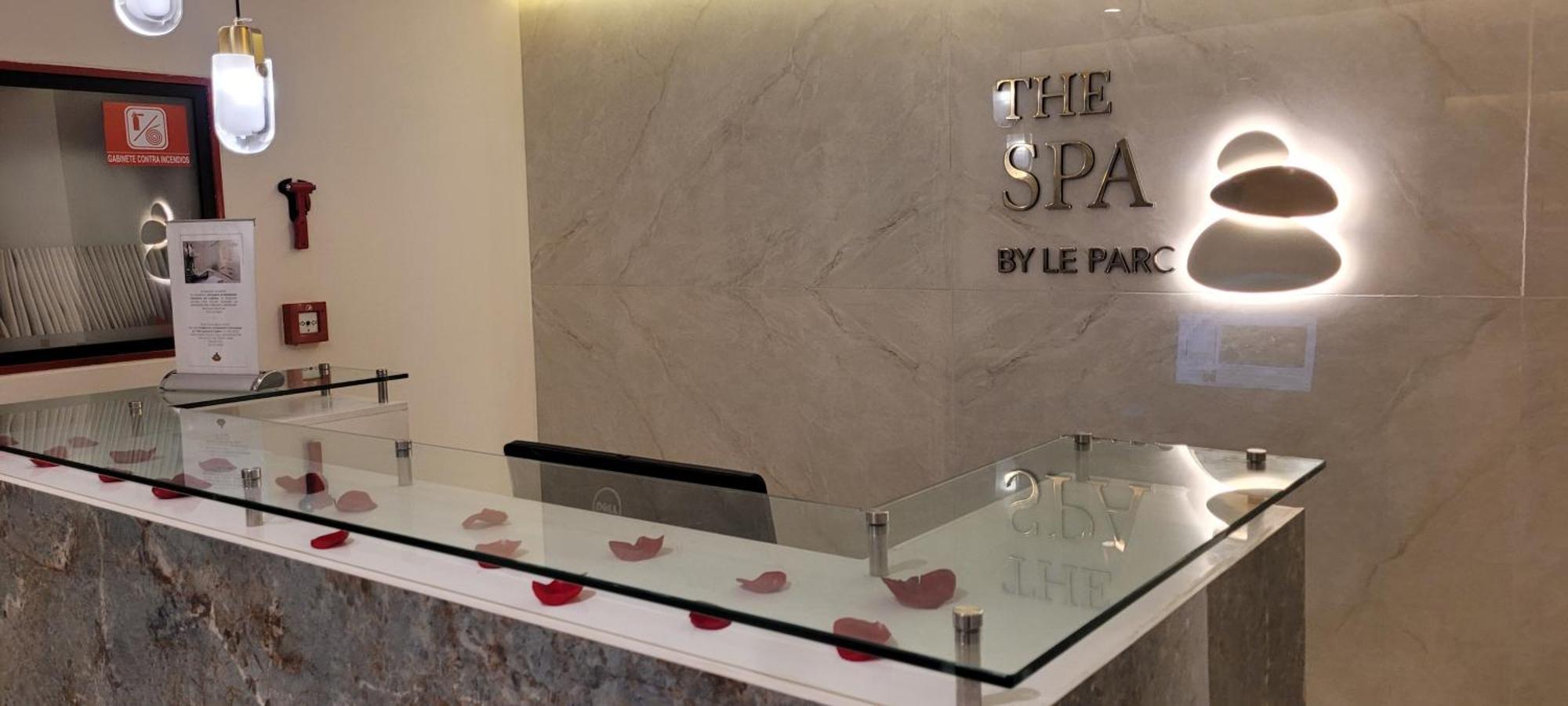 Le Parc Residences With Hotel Services Quito Exterior photo